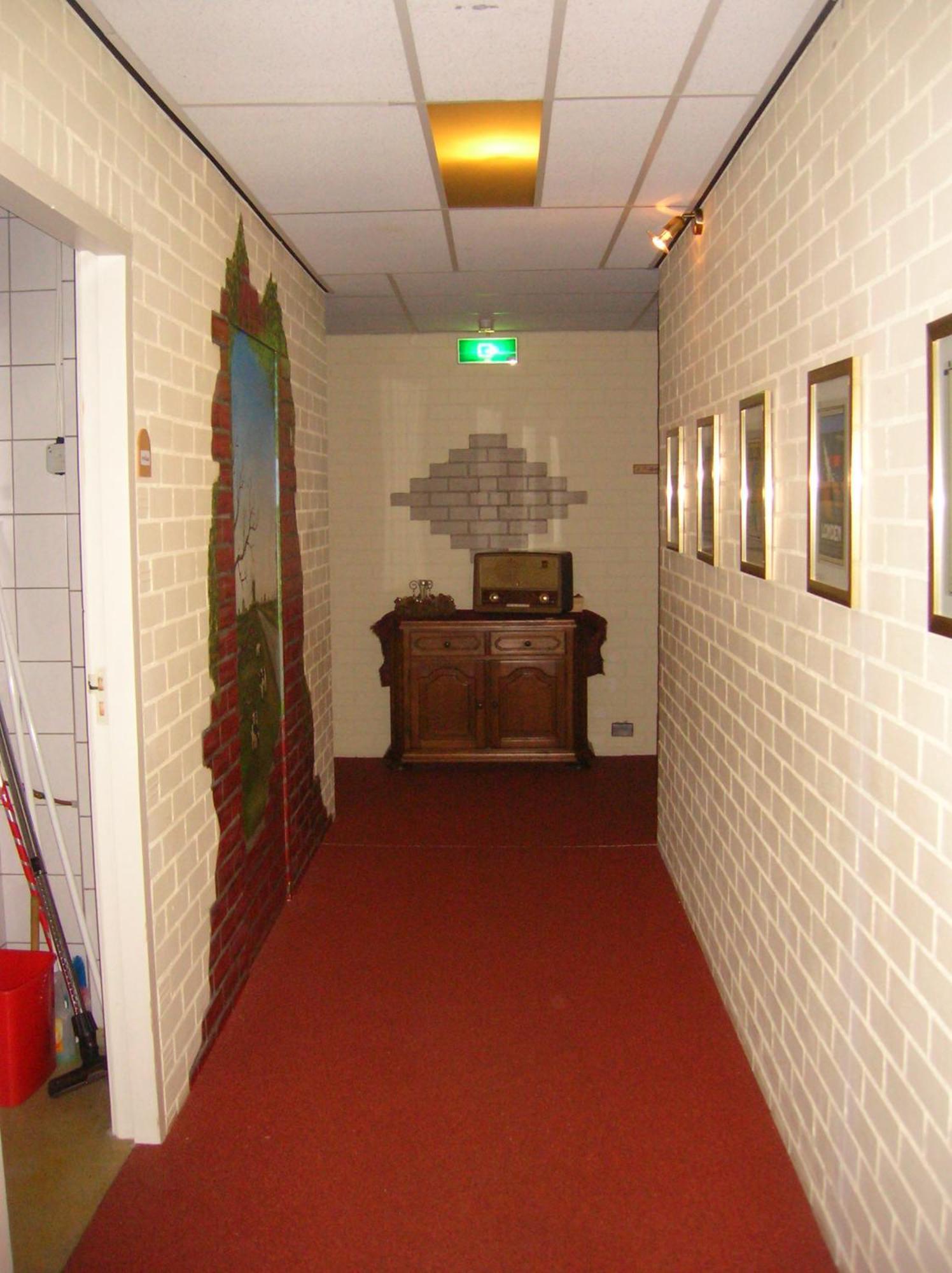 Jipsinghuizen Hotel De Waalehof מראה חיצוני תמונה