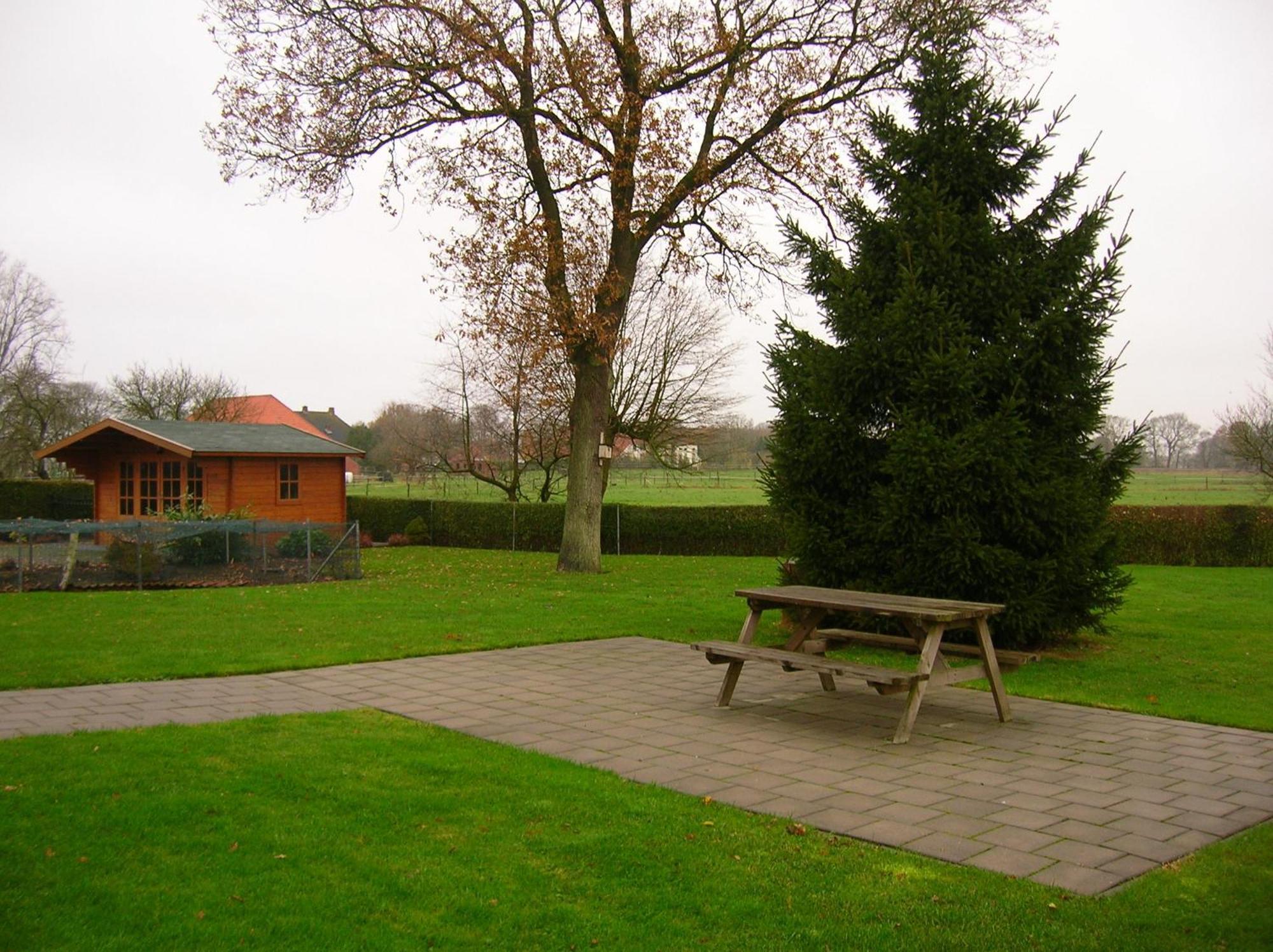 Jipsinghuizen Hotel De Waalehof מראה חיצוני תמונה