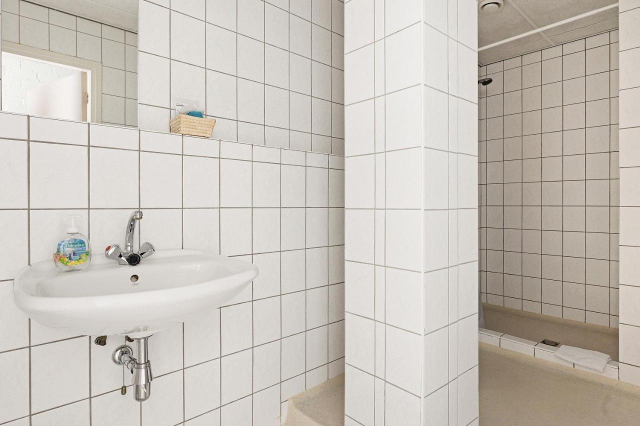 Jipsinghuizen Hotel De Waalehof מראה חיצוני תמונה